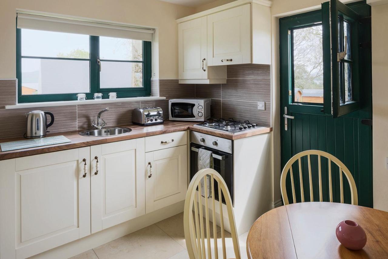 Oakwell Holiday Village Ramelton Eksteriør billede